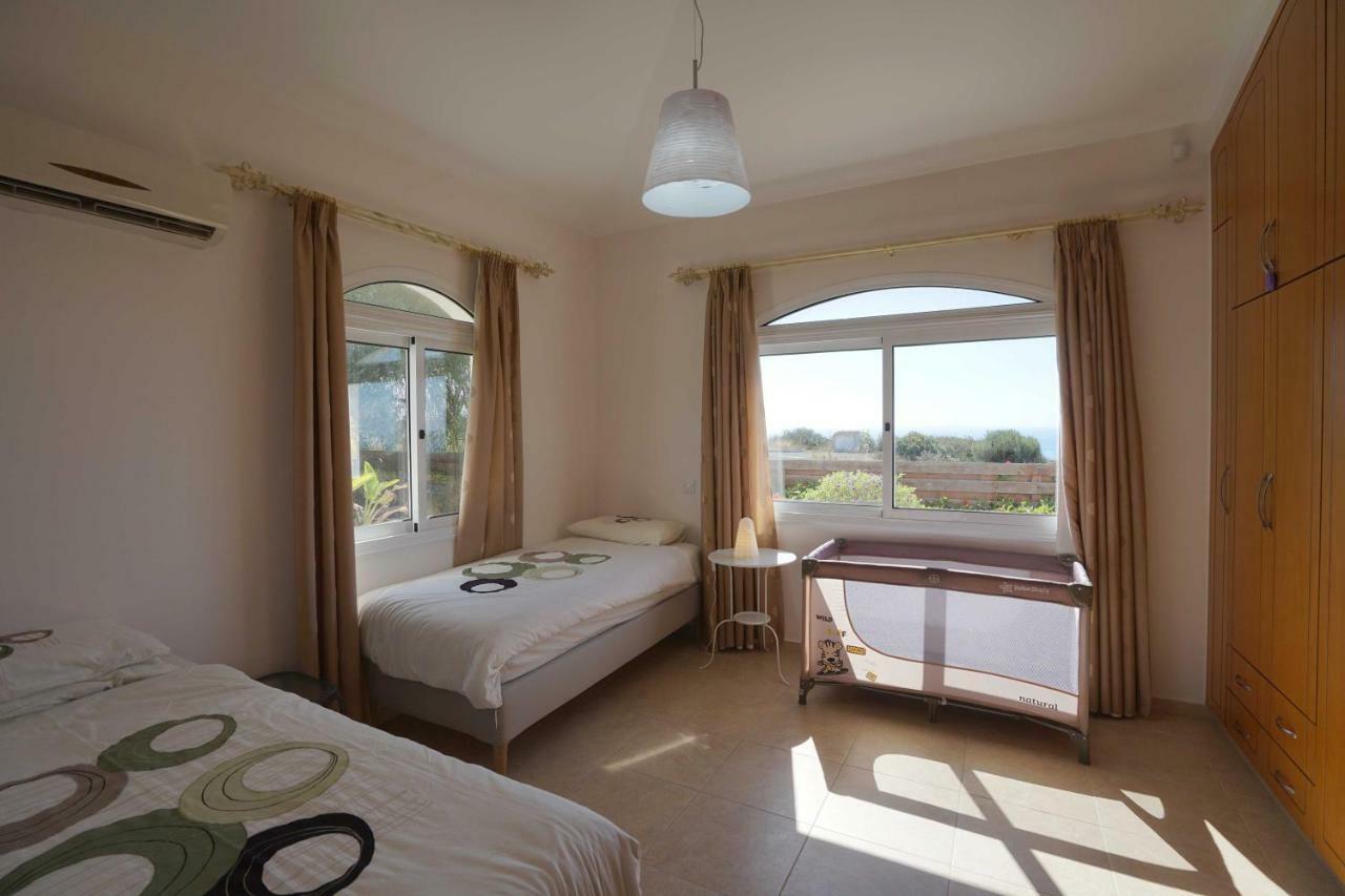 Unforgettable Family Escape - Cliffside Villa With Panoramic Sea Views And Kid-Friendly Private Pool Pissouri Ngoại thất bức ảnh