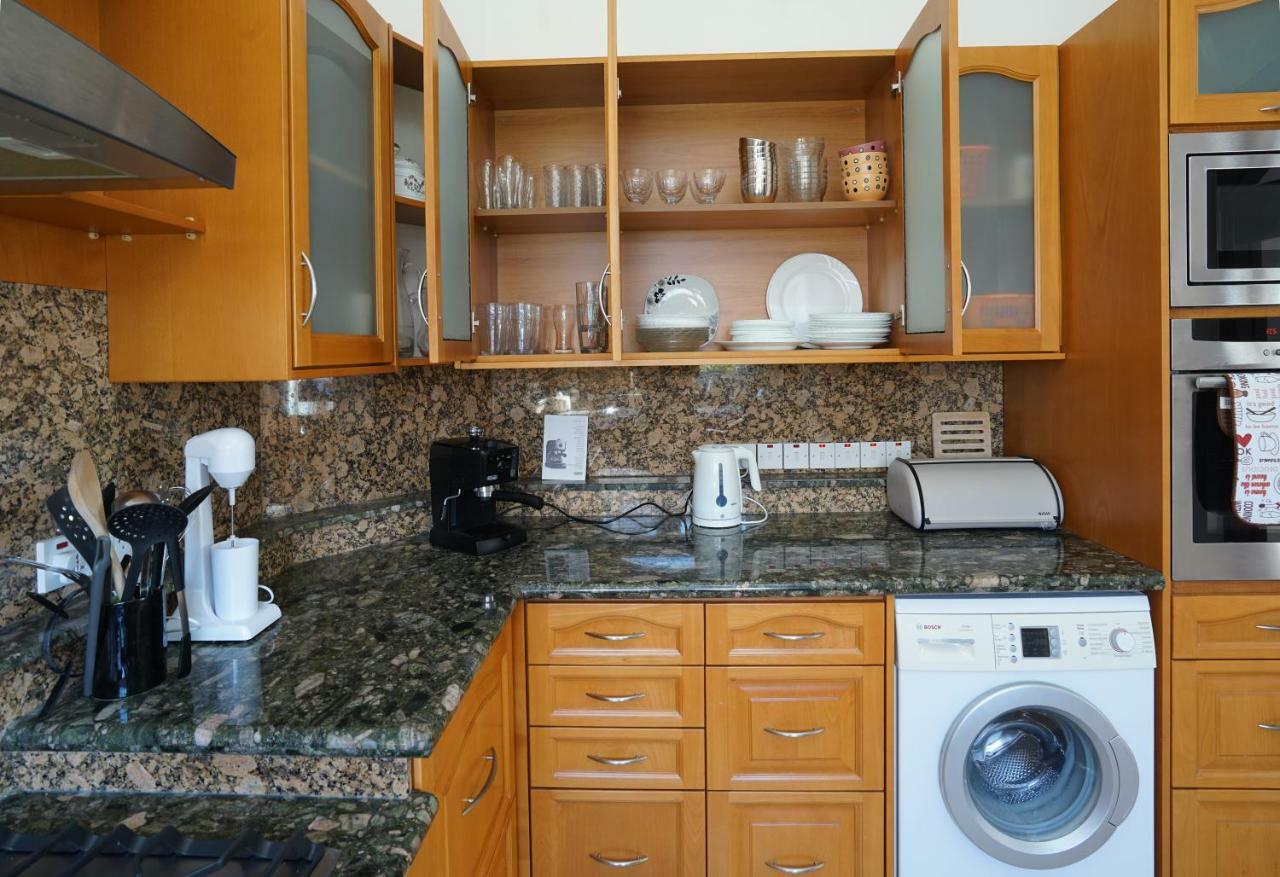 Unforgettable Family Escape - Cliffside Villa With Panoramic Sea Views And Kid-Friendly Private Pool Pissouri Ngoại thất bức ảnh
