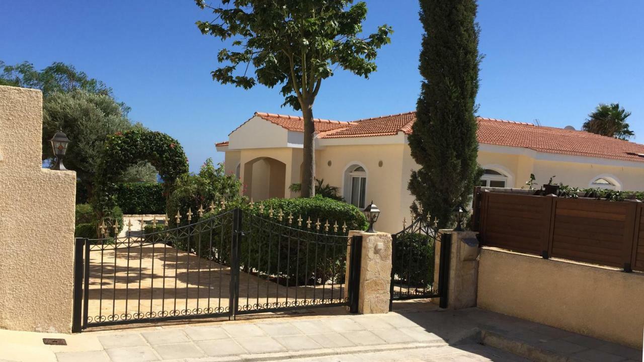 Unforgettable Family Escape - Cliffside Villa With Panoramic Sea Views And Kid-Friendly Private Pool Pissouri Ngoại thất bức ảnh